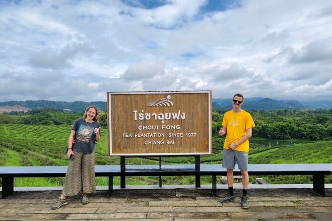 Chiang Rai:Guided Highlights Full-Day Tour-FREE LUNCH BUFFET - Lunch buffet and the practical value of included extras