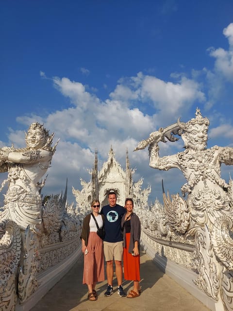 Chiang Rai: Guided Highlights Guided Tour with Buffet Lunch - Lunch at Give Green Farm House
