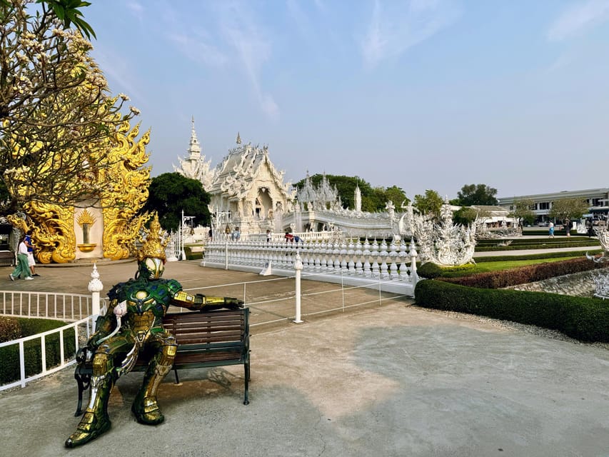 Chiang Rai: Half Day Tour – 3 Famous Temples & Lalita Cafe’ - Wat Huay Pla Kang and the 68-meter Buddha