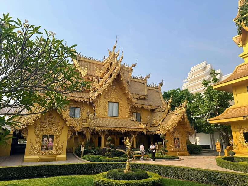 Chiang Rai: Half Day Tour – 3 Famous Temples & Lalita Cafe’ - Guides make the difference