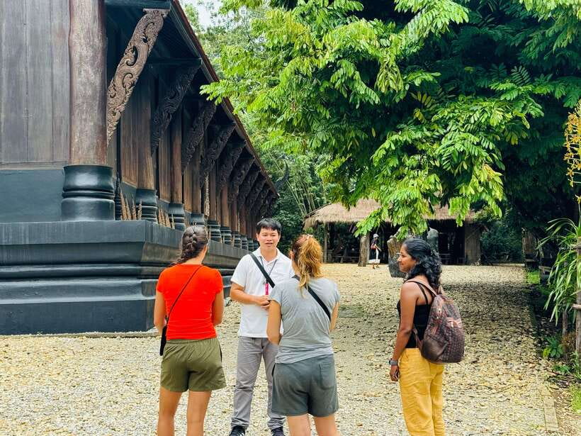 Chiang Rai: Iconic Temples & 7 Major Sites—River View Buffet - The House of Opium