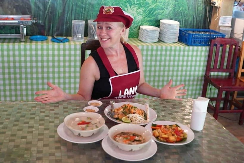 Chiang Rai:Lanna Home Cooking Class at Give Green Farm House - The 9:00 AM or 3:00 PM pickup