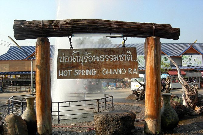 Chiang Rai One Day: White Temple, Golden Triangle, Akha Hilltribe - Lunch near Chiang Saen and the Golden Triangle