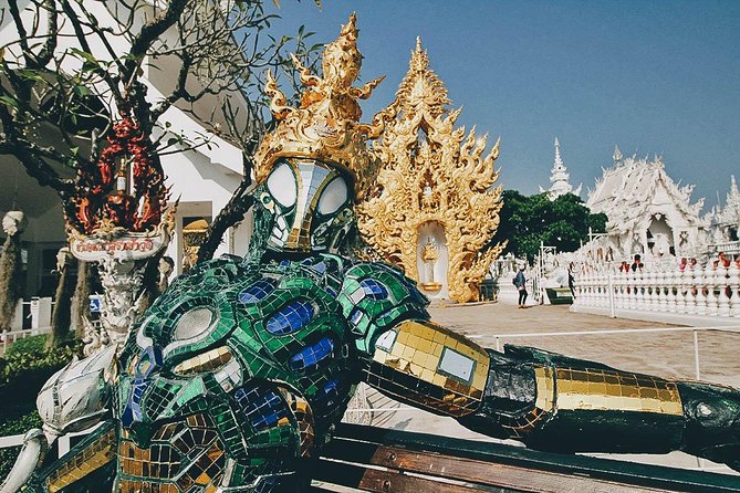 Chiang Rai One Day: White Temple, Golden Triangle, Akha Hilltribe - The optional boat ride to Laos