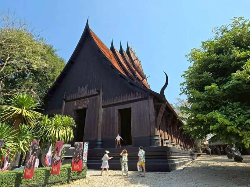 Chiang Rai: Private Tour with Driver and Custom Itinerary - The Black House: art with a darker edge