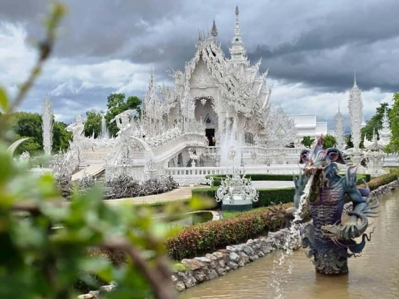 Chiang Rai: Private Tour with Driver and Custom Itinerary - The Golden Triangle and the Mekong frontier