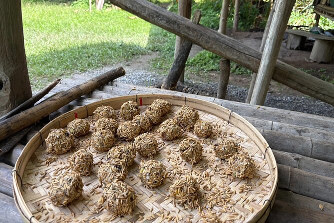 Chiangmai Half Day Visit and Wildlife Experience - The local meal at the end