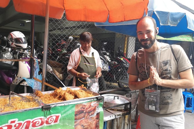 CHOB Bangkok Walking Tour (Talking + Walking + Eating) - Starting at Lumpini Park and the Silom area