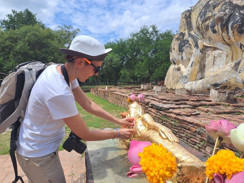 Colors of Ayutthaya: UNESCO Heritage 6 hour Bicycle Tour - Wat Chaiwatthanaram on the Chao Phraya
