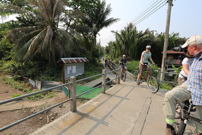 Colors of Bangkok - Two hours among Bangkrachao’s canals and lanes