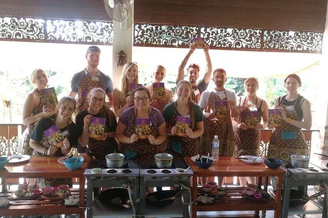 Cooking Morning Class Chiang Mai Visit Organic Garden and Market - The organic garden puts herbs in context