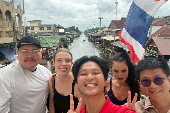 Damnoen Saduak and Maeklong Railway Market Tour with Private Car - Who will get the most from this tour