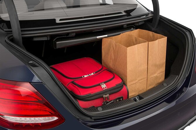 Departure by Private Sedan from Bangkok to Bangkok Airport BKK - What this Bangkok airport transfer actually provides