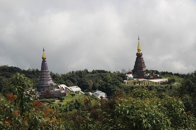 Doi inthanon National Park + 2Hour Fantastic Trekking with Lunch - Leaving Chiang Mai before the heat