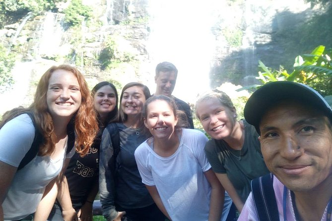 Doi Inthanon Private Tour with Trek & Lunch from Chiang Mai - Lunch, dietary requests, and local flavor