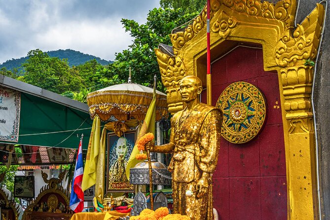 Doi Suthep and Wat Pha Lat Sunrise Private Tour – Half Day - Wat Pha Lat, Chiang Mai’s forest retreat