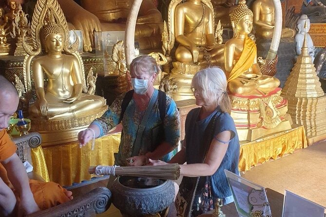 Doi Suthep Temple, Pha Lat Temple, Sticky Waterfall, Orchid farm - How the timing works across eight to nine hours