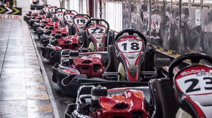 EasyKart Bangkok (RCA Plaza) : Go-Kart Racing Experience - Arriving at RCA Plaza in Bangkok