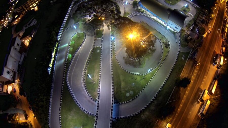 EasyKart Pattaya (Bali Hai Pier) : Go-Kart Racing Experience - Racing with family and friends