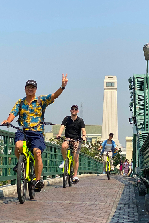 Electric Bike Tour - Santa Cruz Church and Bangkok’s Portuguese community