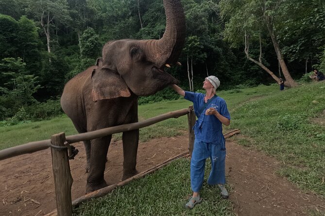 Elephant care program at CHIANGMAI ELEPHANT CARE - Changing into a mahout-style uniform