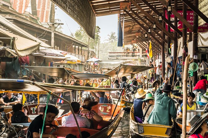 Famous Markets Tour: Maeklong Railway & Damnoen Saduak Floating - How the boat ride compares with Maeklong