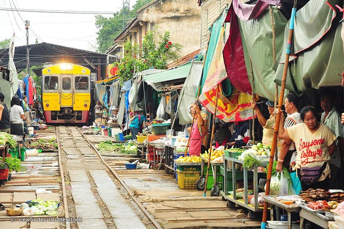 Famous Markets Tour: Maeklong Railway & Damnoen Saduak Floating - What the $82.65 price really buys