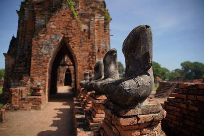 Floating Market and Ayutthaya Guided Day Tour from Bangkok - Local lunch near the ancient capital