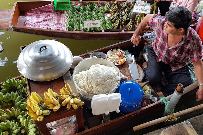 Floating Market Damnoen Saduak and Meklong Railway Market: Half Day Tour - Heat, timing, and what to bring