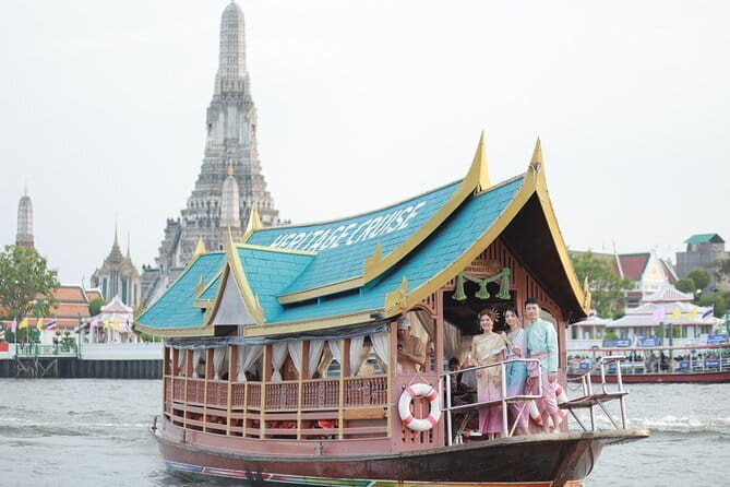 Floating & Railway Markets Tour - Timing, pickup, and comfort