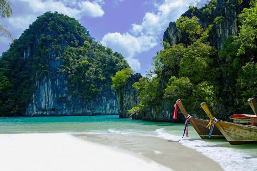 From Ao Nang Hong Island Longtail Cruise with Sunset Dinner - The five details that shape the day