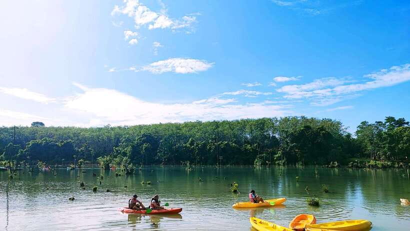 From Ao Nang: Kayaking at Klong Rud with Hotel Transfers - Fruit, water, and time at the pier