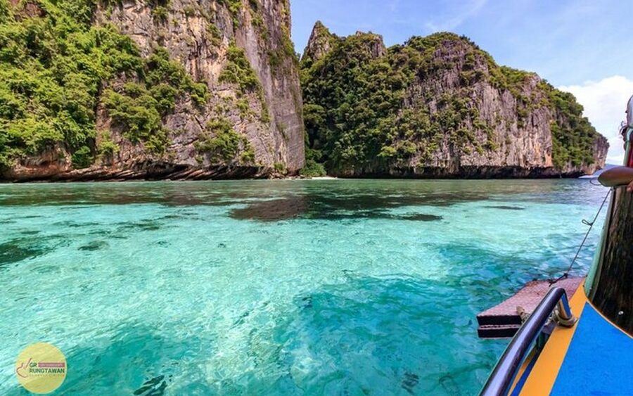 From Ao Nang: Phi Phi Islands Day Tour by Boat with Lunch - Pileh Lagoon: the best water stop
