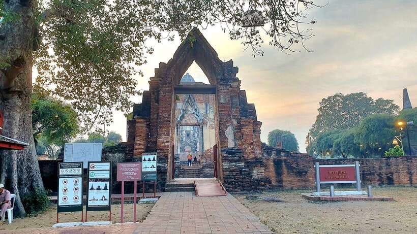 From Bangkok: Ayutthaya Afternoon Tour with Boat & Tuk-Tuk - Practical limits you should consider