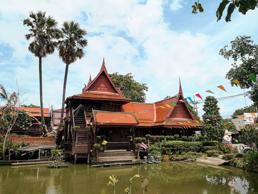 From Bangkok: Ayutthaya & Ayothaya Floating Market Day Trip - Wat Mahathat and Ayutthaya’s famous Buddha head