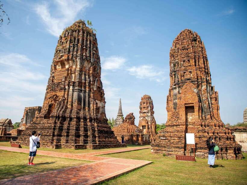 From Bangkok: Ayutthaya Historical Park Guided Day Trip - Why Ayutthaya makes a worthwhile day from Bangkok