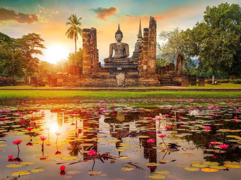 From Bangkok: Ayutthaya Historical Park Guided Day Trip - Lunch beside the river
