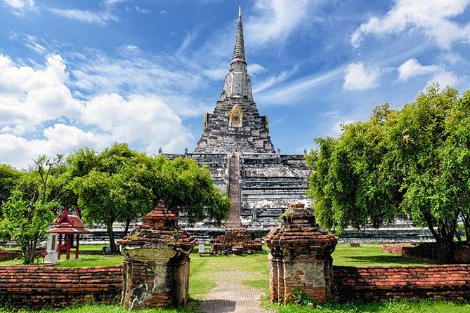 From Bangkok: Ayutthaya Temples Small Group Tour with Lunch - Wat Phra Sri Sanphet, the old royal temple