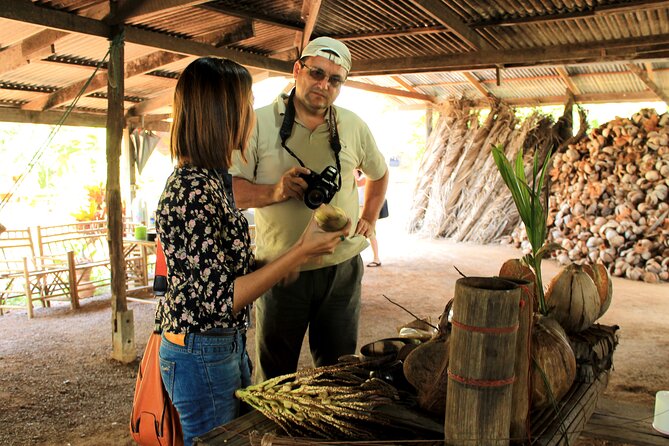 From Bangkok : Thaka Floating Market - What A Private Guide Adds