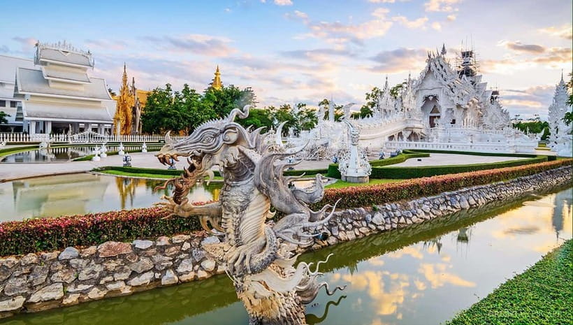 From Chiang Mai : 3 Temples & Golden Triangle with Lunch - The Golden Triangle and the three-country meeting point