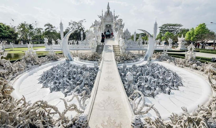 From Chiang Mai : 3 Temples & Golden Triangle with Lunch - Why this Chiang Rai day trip makes sense
