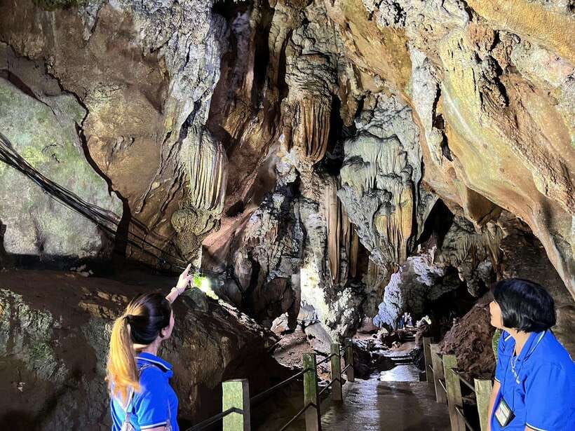 From Chiang Mai: Chiang Dao Cave & 5 Hill Tribe Villages - A Long Day North of Chiang Mai