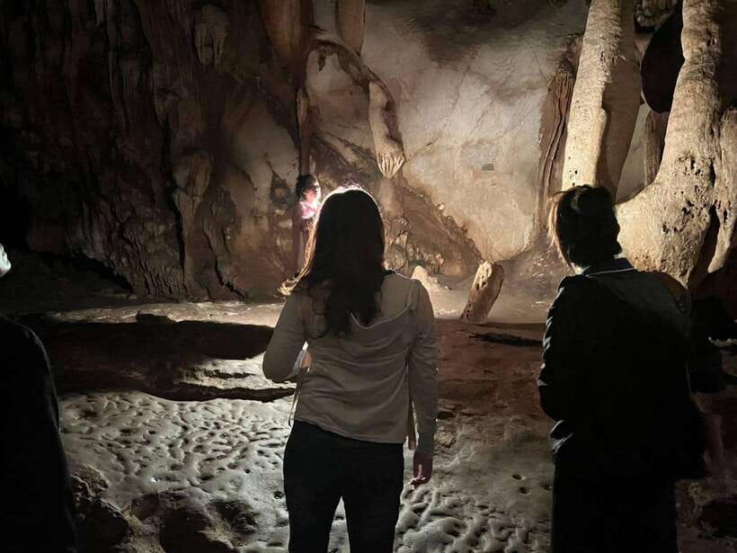 From Chiang Mai: Chiang Dao Cave & 5 Hill Tribe Villages - Entering Chiang Dao Cave and Temple