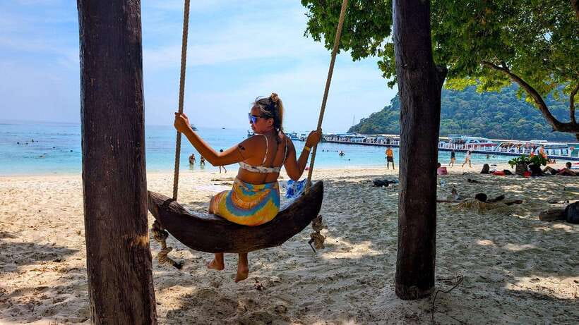 From Koh Lanta: Koh Haa & Koh Rok Snorkel Tour by Speedboat - The morning starts early on Koh Lanta