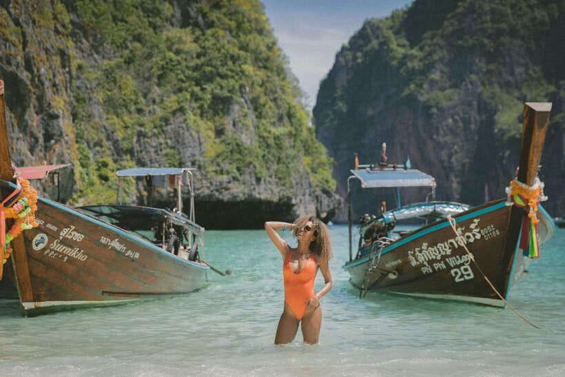 From Phi Phi: Full Day 7 Island Tour by Longtail with Sunset - What lunch and supplies are really worth