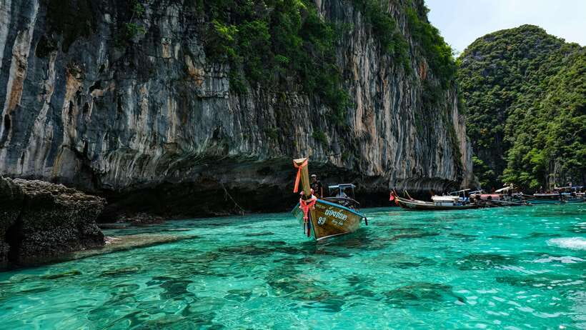 From Phi Phi: Half-Day Longtail Boat Tour to Maya Bay - Choosing the best departure time
