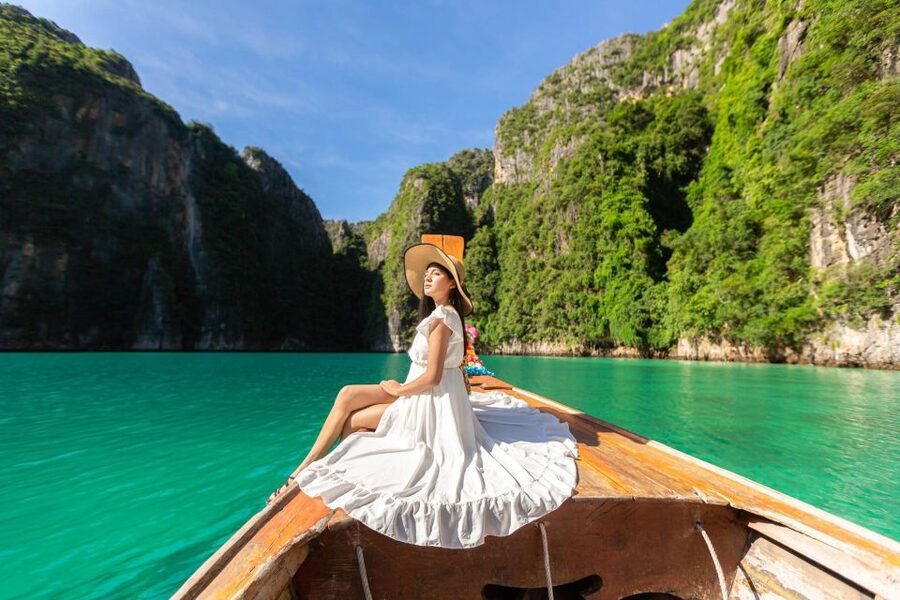 From Phi Phi: Half-Day Longtail Boat Tour with Snorkeling - Loh Samah Bay and the route to Maya Bay
