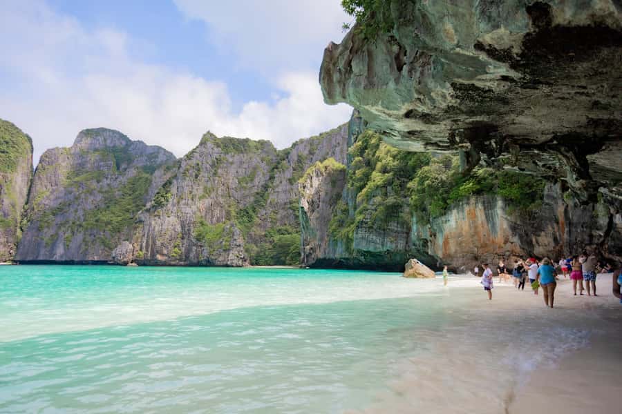 From Phi Phi Island: Maya Bay Sunset & Plankton by Speedboat - Food, equipment, and comfort on board