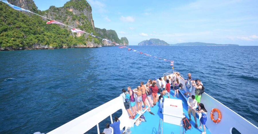 From Phuket: Snorkeling Ferry Cruise to Phi Phi Islands - Five things to know before you book