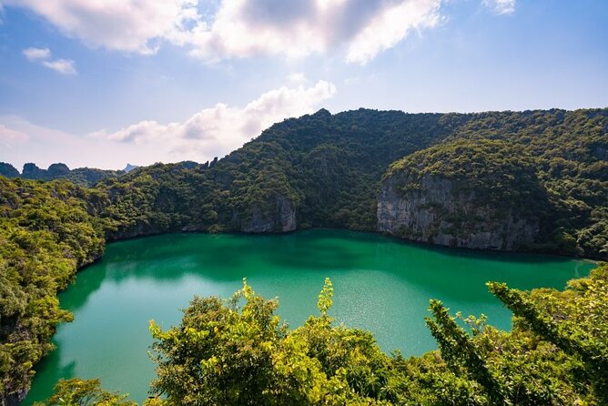 Full Day Ang Thong Islands Luxury Small Group Tour - Sea kayaking in a sheltered setting